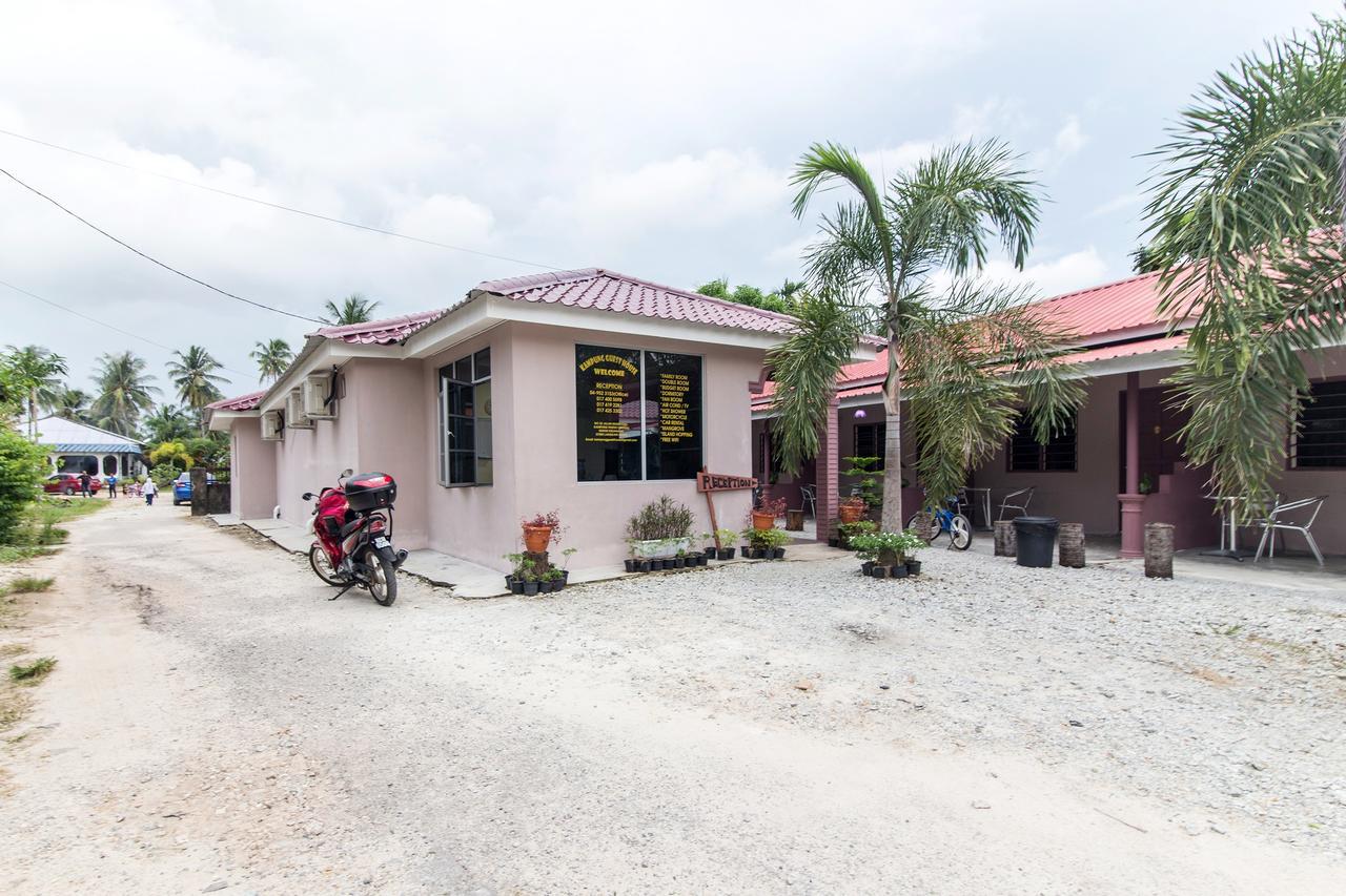 Zen Rooms Basic Kampung Guest House 랑카위 외부 사진