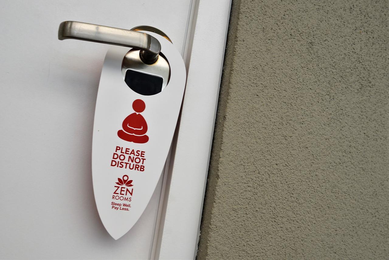 Zen Rooms Basic Kampung Guest House 랑카위 외부 사진